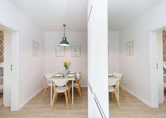 公寓 Sloneczna Przystan-apartamenty 格但斯克